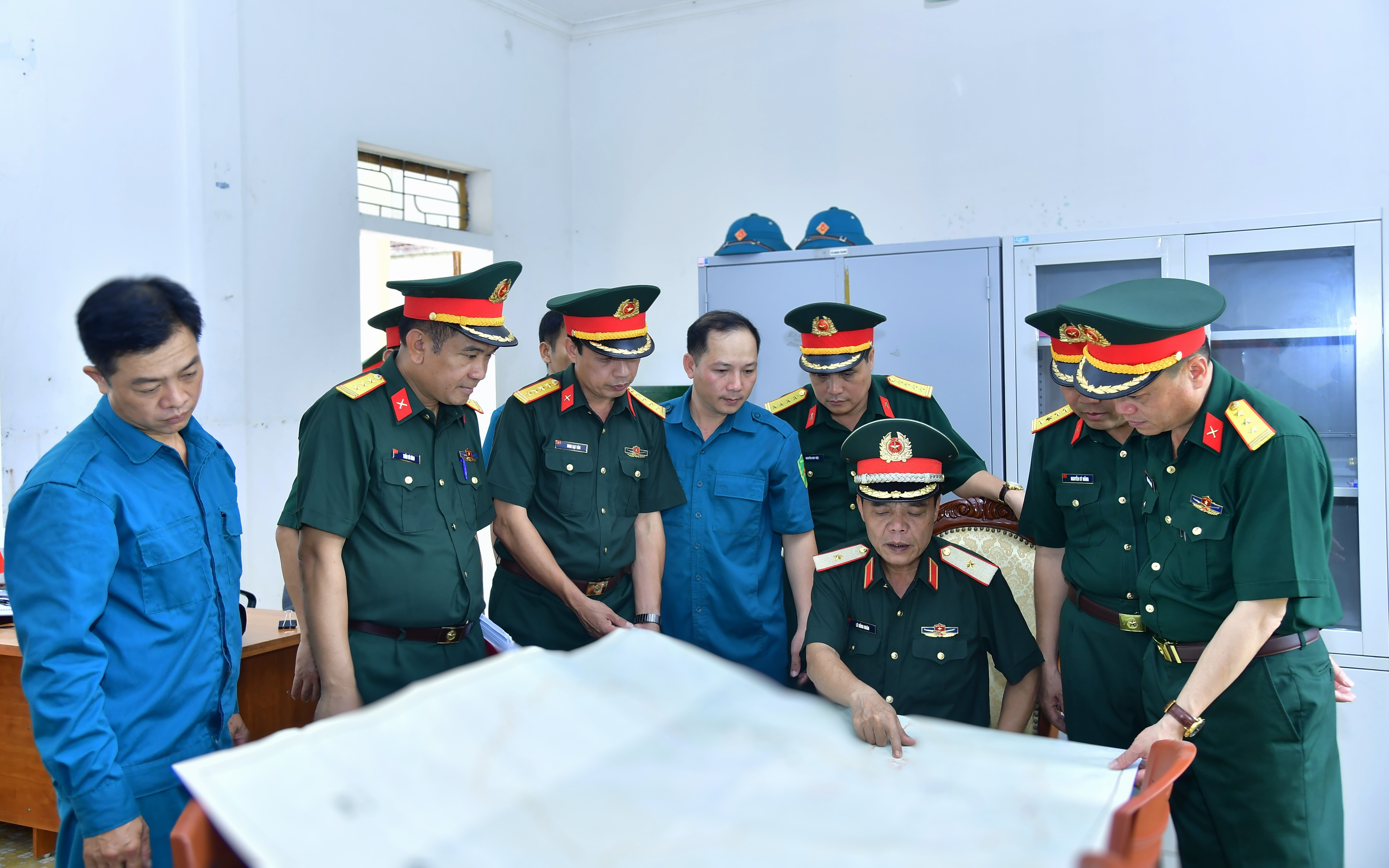 Anh-tin-bai